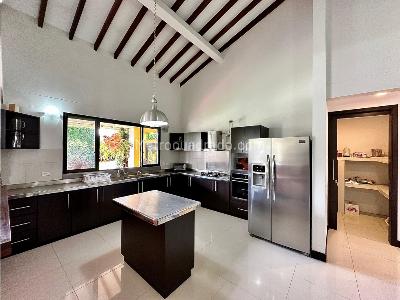 Casa de 5 alcobas en venta en Km 1 5 Via Club Campestre, Armenia, 500 m² · foto 8 de 20