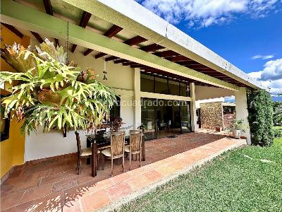 Casa de 5 alcobas en venta en Km 1 5 Via Club Campestre, Armenia, 500 m² · foto 12 de 20
