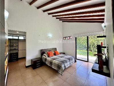 Casa de 5 alcobas en venta en Km 1 5 Via Club Campestre, Armenia, 500 m² · foto 15 de 20
