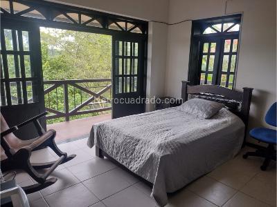 Casa de 4 alcobas en venta en Pueblo Tapao, Armenia, 310 m² · foto 9 de 20