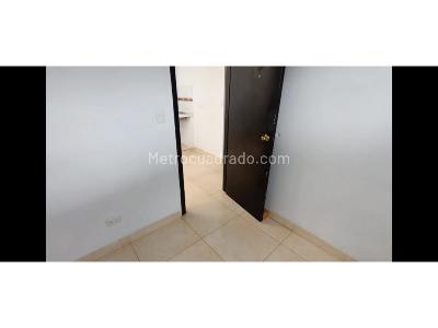 Casa de 5 alcobas en venta en Fundadores, Armenia, 106 m² · foto 4 de 16