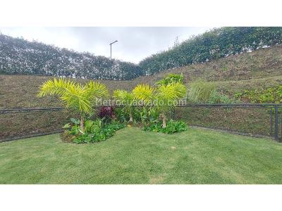 Casa de 4 alcobas en venta en Km7 Via Armenia Pereira, Armenia, 250 m² · foto 11 de 20