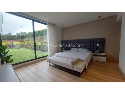 Casa de 4 alcobas en venta en Km7 Via Armenia Pereira, Armenia, 250 m² · foto 14 de 20