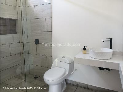 Casa de 5 alcobas en venta en Km 1 5 Via Al Aeropuerto, Armenia, 318 m² · foto 7 de 19