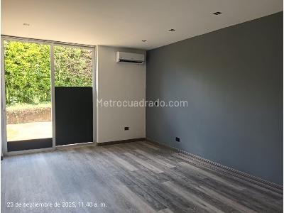 Casa de 5 alcobas en venta en Km 1 5 Via Al Aeropuerto, Armenia, 318 m² · foto 11 de 19