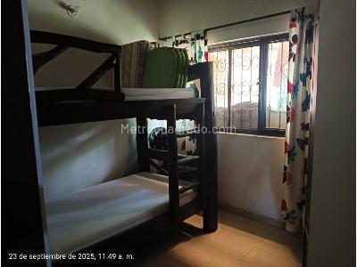 Casa de 5 alcobas en venta en Km 1 5 Via Al Aeropuerto, Armenia, 318 m² · foto 16 de 19