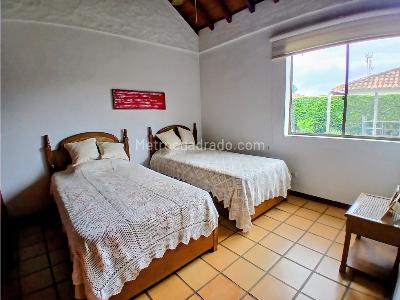 Casa de 4 alcobas en venta en Caimo, Armenia, 250 m² · foto 16 de 20