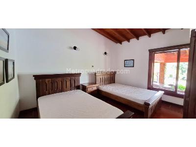 Casa de 5 alcobas en venta en Club Campestre, Armenia · foto 16 de 20