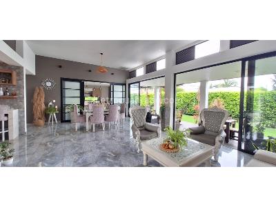 Casa de 4 alcobas en venta en Club Campestre, Armenia, 700 m² · foto 4 de 20