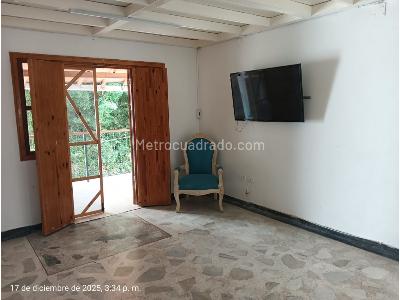Casa de 5 alcobas en venta en Kilometro 1 Via Armenia, Armenia, 468 m² · foto 10 de 20