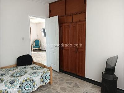 Casa de 5 alcobas en venta en Kilometro 1 Via Armenia, Armenia, 468 m² · foto 15 de 20