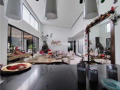 Casa de 5 alcobas en venta en Km 1 5 Via Club Campestre, Armenia, 308 m² · foto 4 de 20
