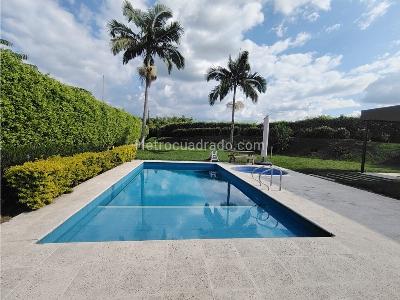Casa de 5 alcobas en venta en Km 1 5 Via Club Campestre, Armenia, 308 m² · foto 11 de 20