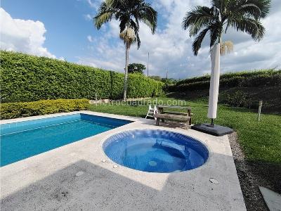 Casa de 5 alcobas en venta en Km 1 5 Via Club Campestre, Armenia, 308 m² · foto 12 de 20