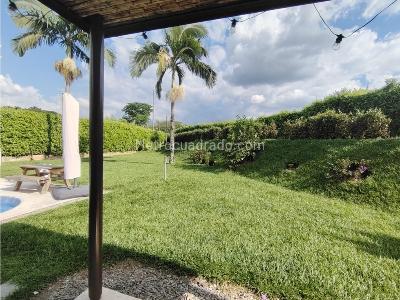 Casa de 5 alcobas en venta en Km 1 5 Via Club Campestre, Armenia, 308 m² · foto 13 de 20