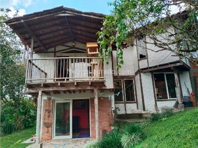 Casa de 3 alcobas en venta en Avenida Centenario, Armenia, 1146 m² · foto 16 de 20