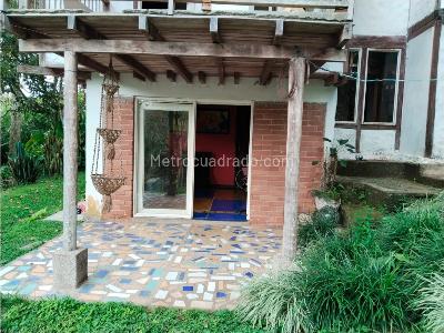 Casa de 3 alcobas en venta en Avenida Centenario, Armenia, 1146 m² · foto 18 de 20