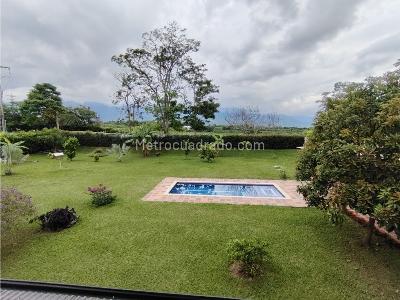 Casa de 3 alcobas en venta en Corregimiento El Caimo, Armenia, 200 m² · foto 11 de 20
