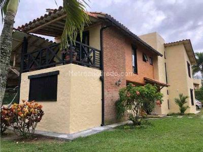 Casa de 5 alcobas en venta en Quimbaya, Armenia, 231 m² · foto 15 de 20