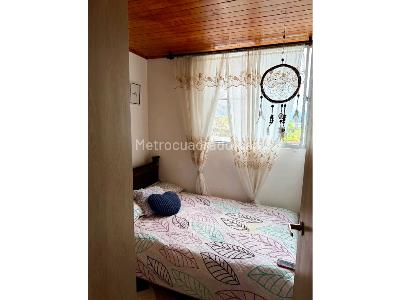 Apartamento de 3 alcobas en venta en Km 1 Via Armenia Montenegro, Armenia, 42 m² · foto 3 de 11