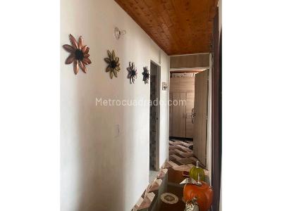 Apartamento de 3 alcobas en venta en Km 1 Via Armenia Montenegro, Armenia, 42 m² · foto 7 de 11
