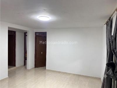 Casa de 5 alcobas en venta en Ciudad Dorada, Armenia, 214 m² · foto 2 de 12