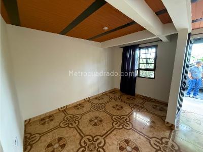 Casa de 3 alcobas en venta en El Recreo, Armenia, 120 m² · foto 8 de 20