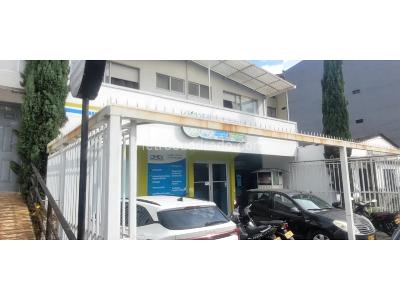 Casa de 5 alcobas en venta en Cll 5norte, Armenia, 557 m² · foto 2 de 19