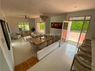 Casa de 4 alcobas en venta en Club Campestre, Armenia · foto 9 de 20