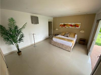 Casa de 4 alcobas en venta en Club Campestre, Armenia · foto 16 de 20
