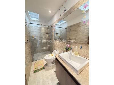 Casa de 3 alcobas en venta en El Caimo, Armenia, 250 m² · foto 15 de 20