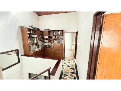 Casa de 4 alcobas en venta en Barrio 60 Casas, Armenia, 110 m² · foto 6 de 13