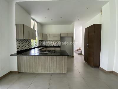 Casa de 4 alcobas en venta en Km 1 5 Via Club Campestre, Armenia · foto 12 de 20