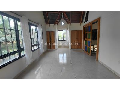 Casa de 4 alcobas en venta en Via Barcelona, Armenia, 500 m² · foto 13 de 20