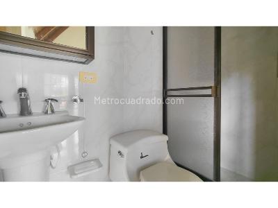 Casa de 4 alcobas en venta en Via Barcelona, Armenia, 500 m² · foto 17 de 20