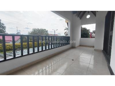 Casa de 4 alcobas en venta en Via Barcelona, Armenia, 500 m² · foto 18 de 20