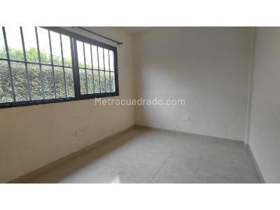 Casa de 4 alcobas en venta en Via Barcelona, Armenia, 500 m² · foto 9 de 20