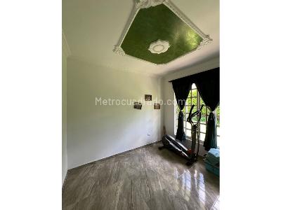 Casa de 5 alcobas en venta en Km 1 5 Via Al Aeropuerto, Armenia, 400 m² · foto 11 de 20