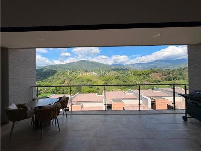 Casa de 3 alcobas en venta en Av Centenario, Armenia, 180 m² · foto 3 de 15