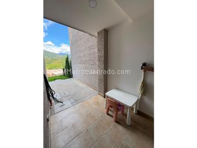 Casa de 3 alcobas en venta en Av Centenario, Armenia, 180 m² · foto 11 de 15