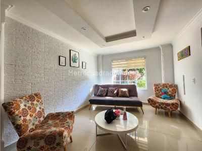 Casa de 3 alcobas en venta en Av 19, Armenia, 145 m² · foto 3 de 19