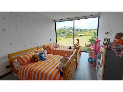 Casa de 3 alcobas en venta en Via Circasia, Armenia · foto 12 de 20