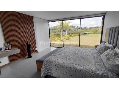 Casa de 3 alcobas en venta en Via Circasia, Armenia · foto 14 de 20