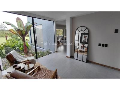 Casa de 3 alcobas en venta en Via Circasia, Armenia · foto 17 de 20