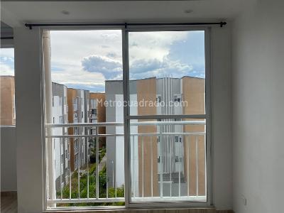 Apartamento de 2 alcobas en venta en La Patria, Armenia, 44 m² · foto 9 de 13