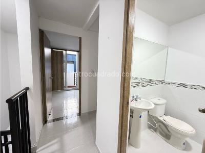 Casa de 3 alcobas en venta en Puerto Espejo, Armenia, 68 m² · foto 10 de 11