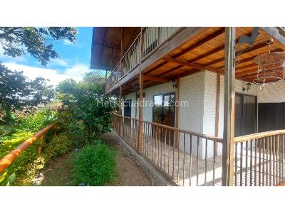 Casa de 3 alcobas en venta en Kilometro 1 Via Armenia, Armenia, 177 m² · foto 4 de 20