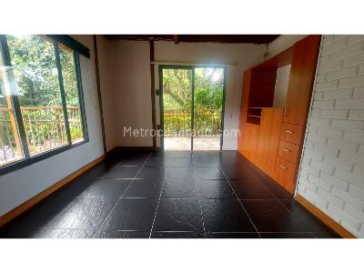 Casa de 3 alcobas en venta en Kilometro 1 Via Armenia, Armenia, 177 m² · foto 13 de 20