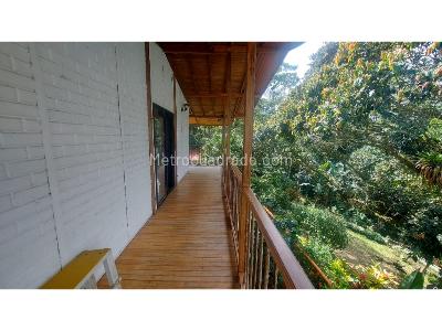 Casa de 3 alcobas en venta en Kilometro 1 Via Armenia, Armenia, 177 m² · foto 16 de 20