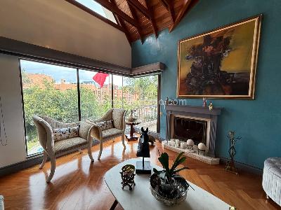 Casa de 3 alcobas en venta en Gratamira, Bogotá, 265 m² · foto 4 de 20